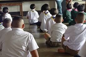 Nam sinh Thai Lan qua doi vi bi phat 100 lan squat hinh anh