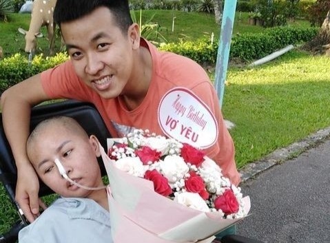 Sinh nhat dac biet cua nguoi vo bi xuat huyet nao hinh anh