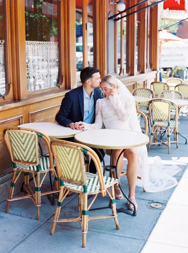 lam dam cuoi trong phong khach anh 2