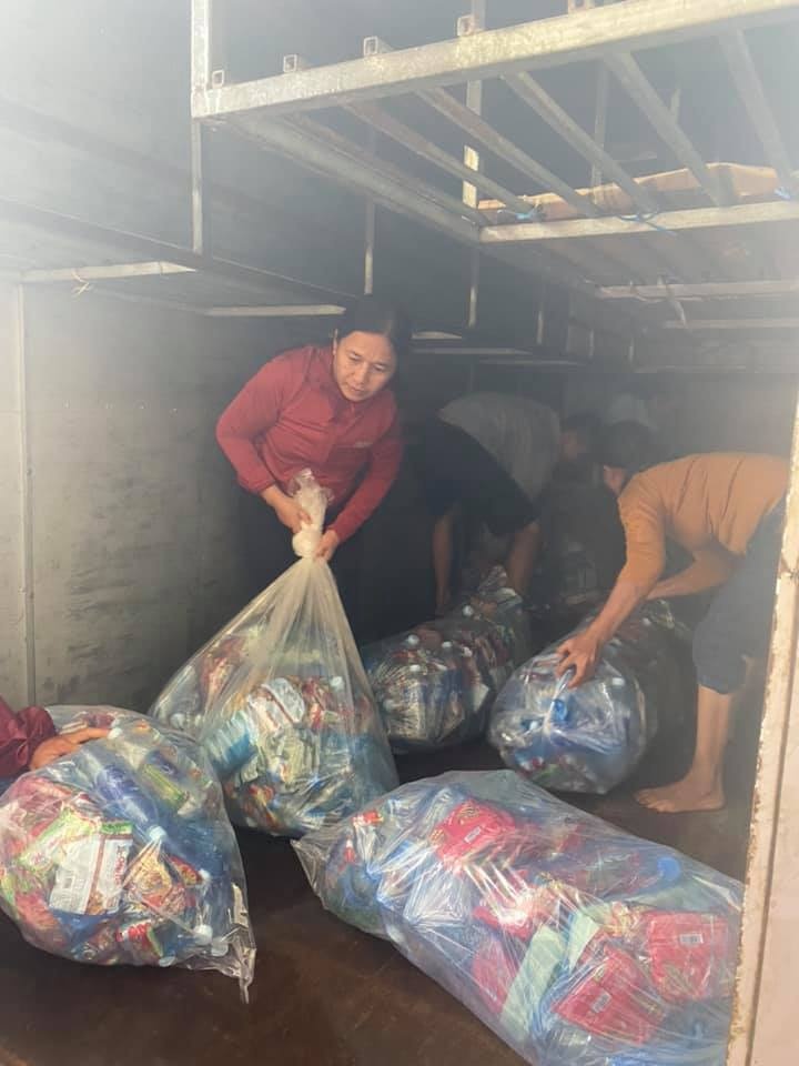 goi banh chung tang mien Trung anh 2