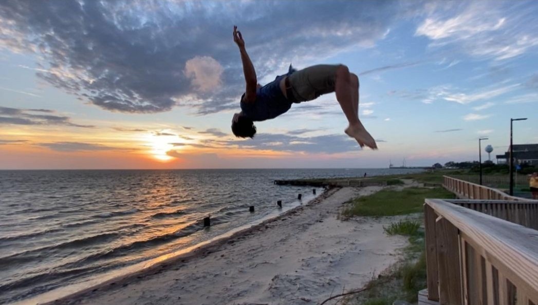 nhay tu vach da cao 35 m anh 2