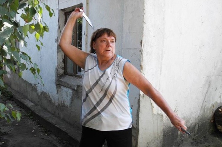 Cu ba Nga la nha vo dich phi dao the gioi hinh anh