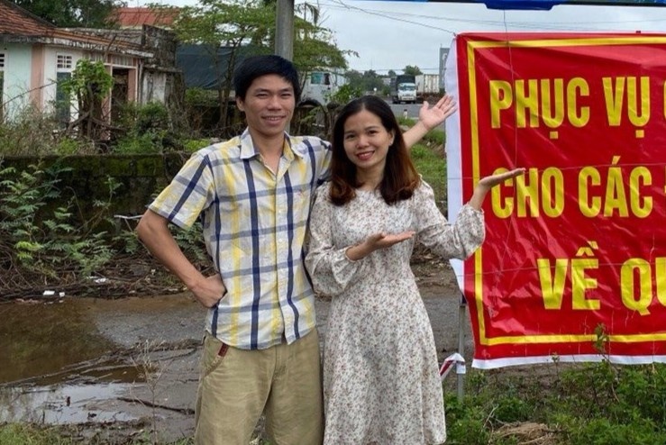 Chu nha hang o Quang Tri moi com cac doan tu thien hinh anh