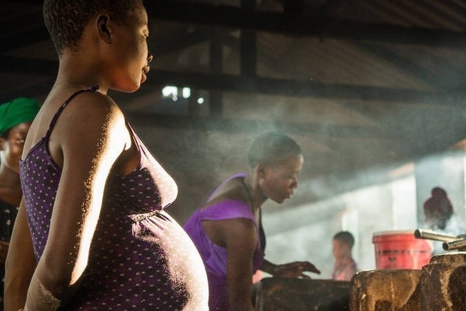 Phai hoi lo neu muon me tron con vuong o Zimbabwe hinh anh