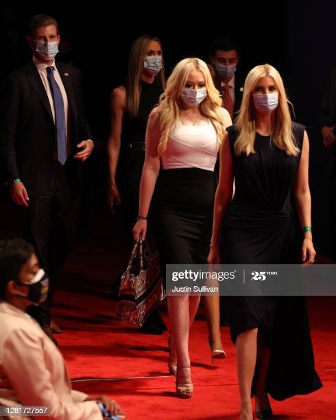 thoi trang Tiffany Trump anh 5