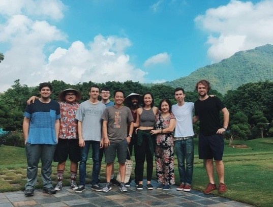 Anna Truong dinh hon anh 3