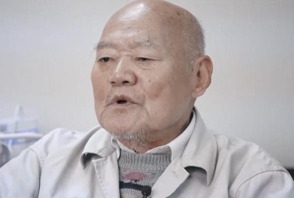 Cu ong Trung Quoc tang nha tri gia hon 450.000 USD cho hang xom hinh anh
