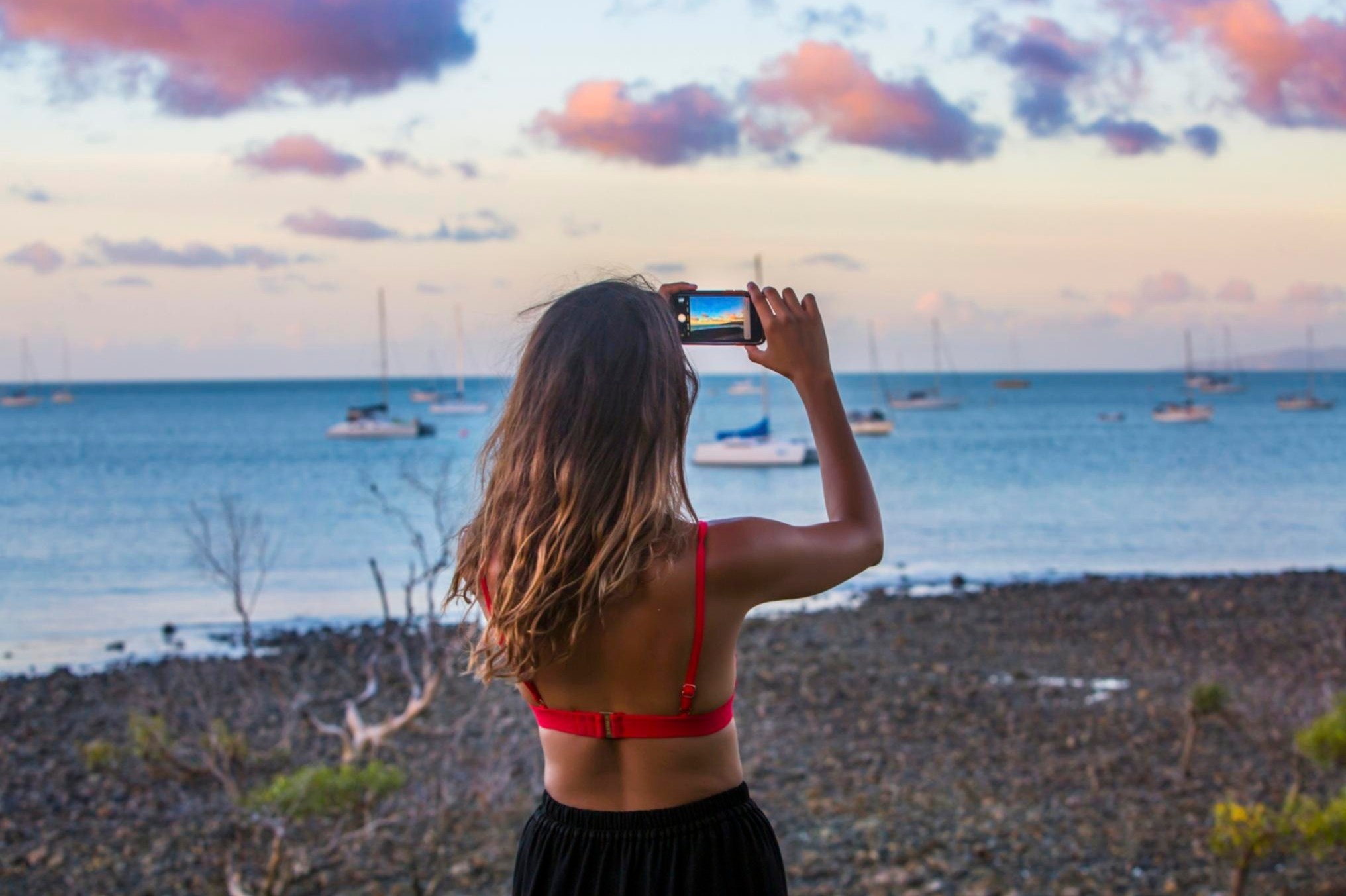 'Toi di an trua va roi bi ket o day gan 3 thang' hinh anh