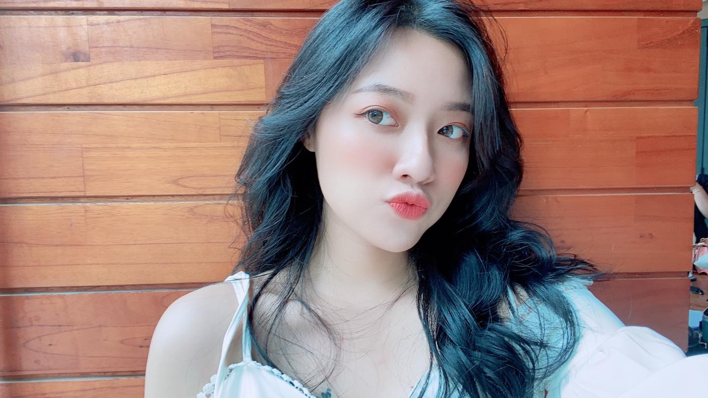 streamer tren song truyen hinh anh 6