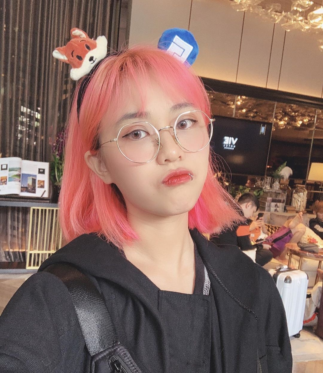 streamer tren song truyen hinh anh 4