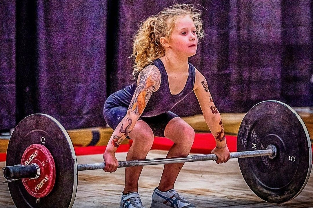 Co be 7 tuoi khoe nhat the gioi hinh anh