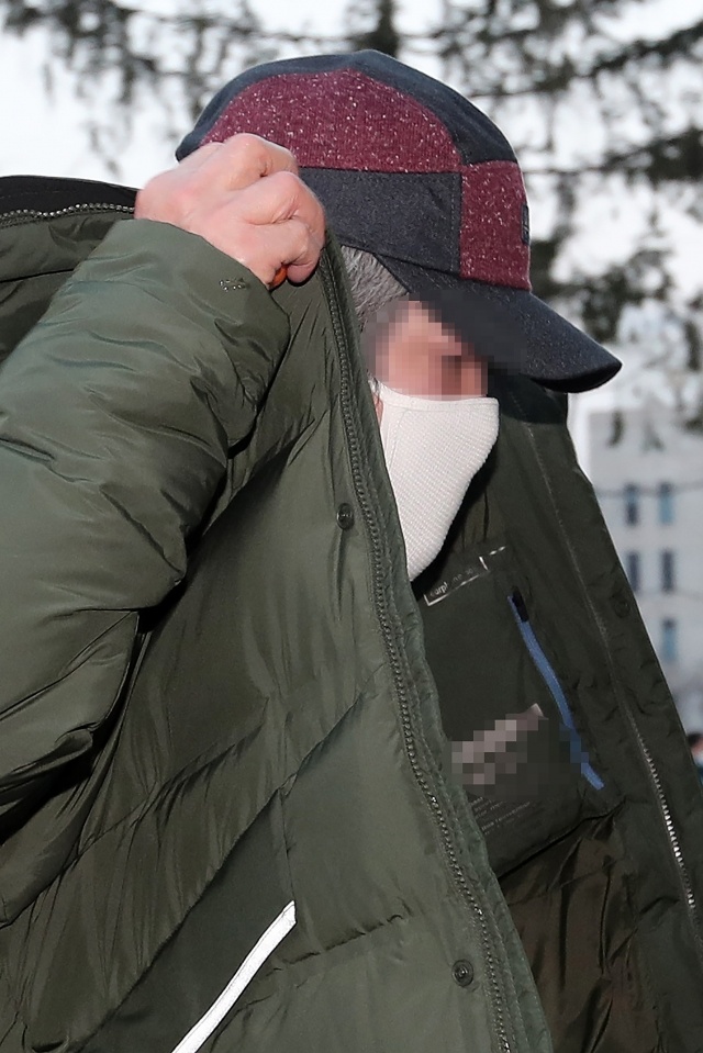 tên ấu dâm Hàn Quốc ra tù ảnh 2 ten au dam Han Quoc ra tu anh 2