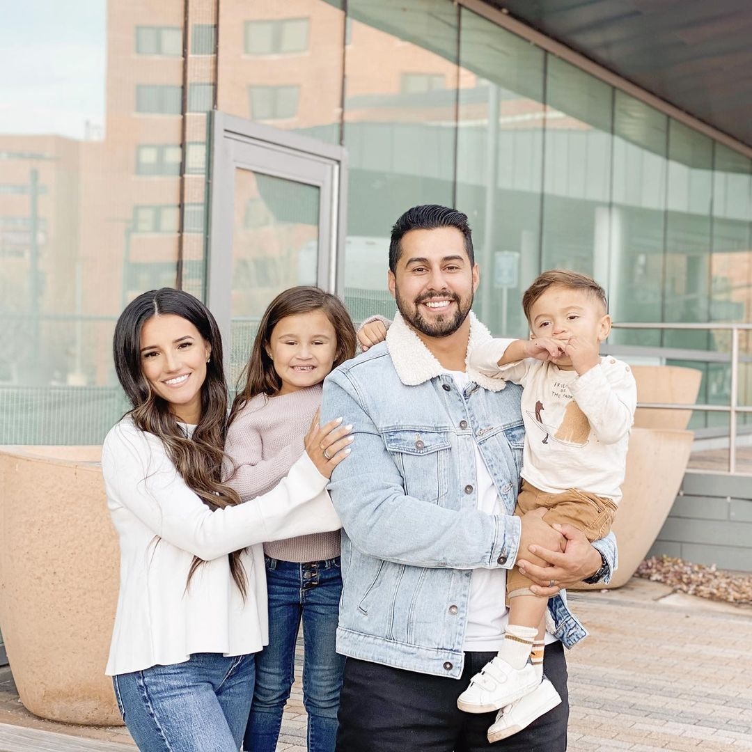 bé gái 4 tuổi hiến tủy cho em ảnh 2 be gai 4 tuoi hien tuy cho em anh 2