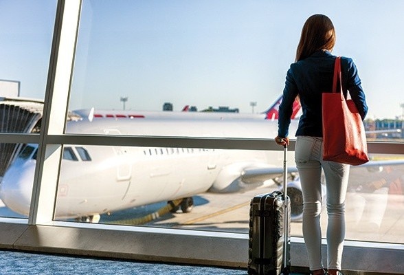 ‘Toi chua bao gio thay san bay vang lang den vay’ hinh anh