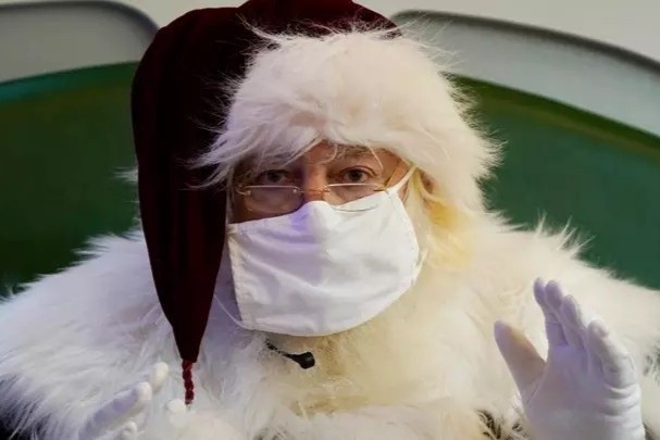 Ong gia Noel sieu lay nhiem hinh anh