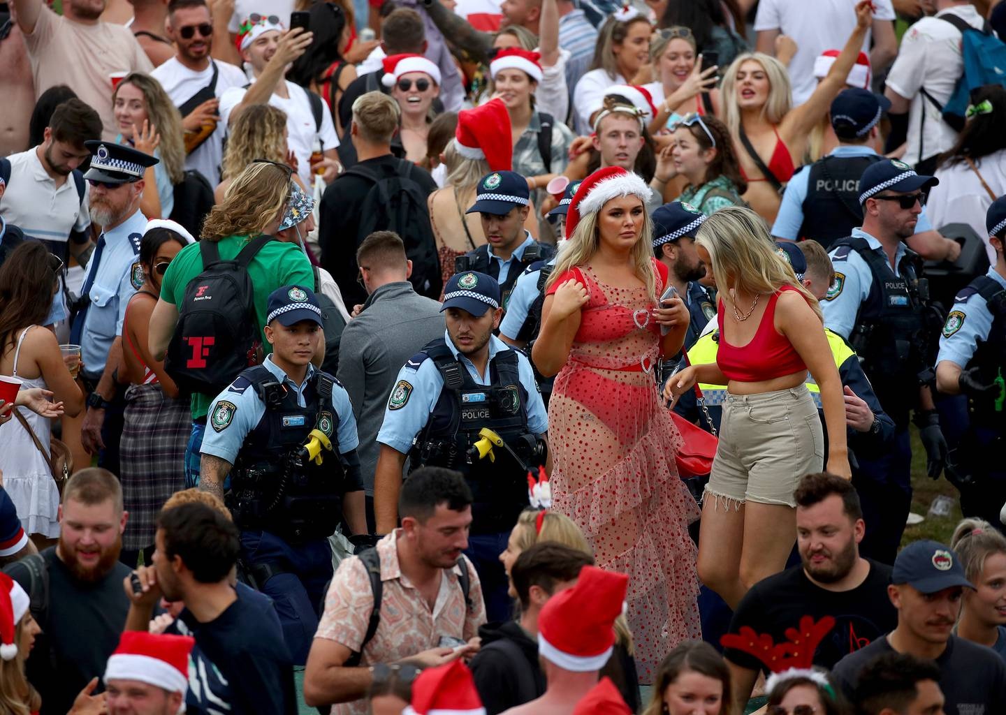 tiec giang sinh tren bien anh 2