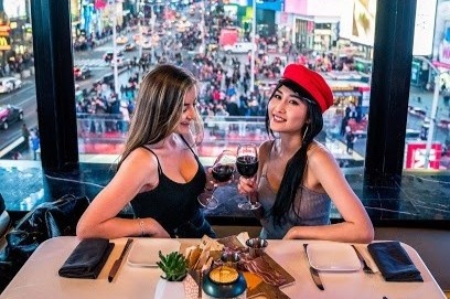 Gioi nha giau My chi nghin USD de don giao thua an toan hinh anh