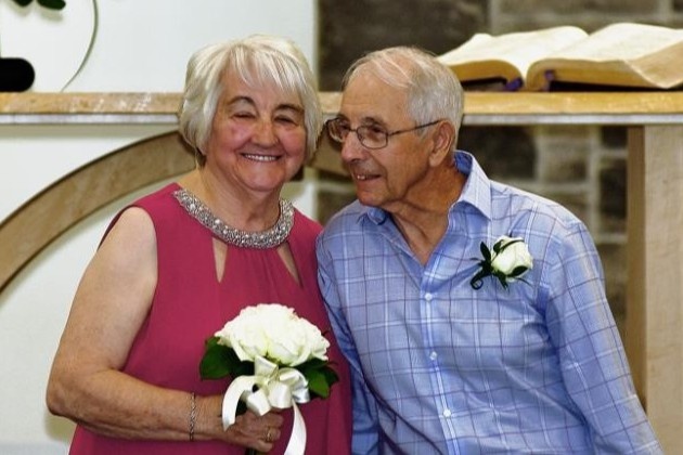 Tai hop moi tinh dau sau gan 70 nam hinh anh