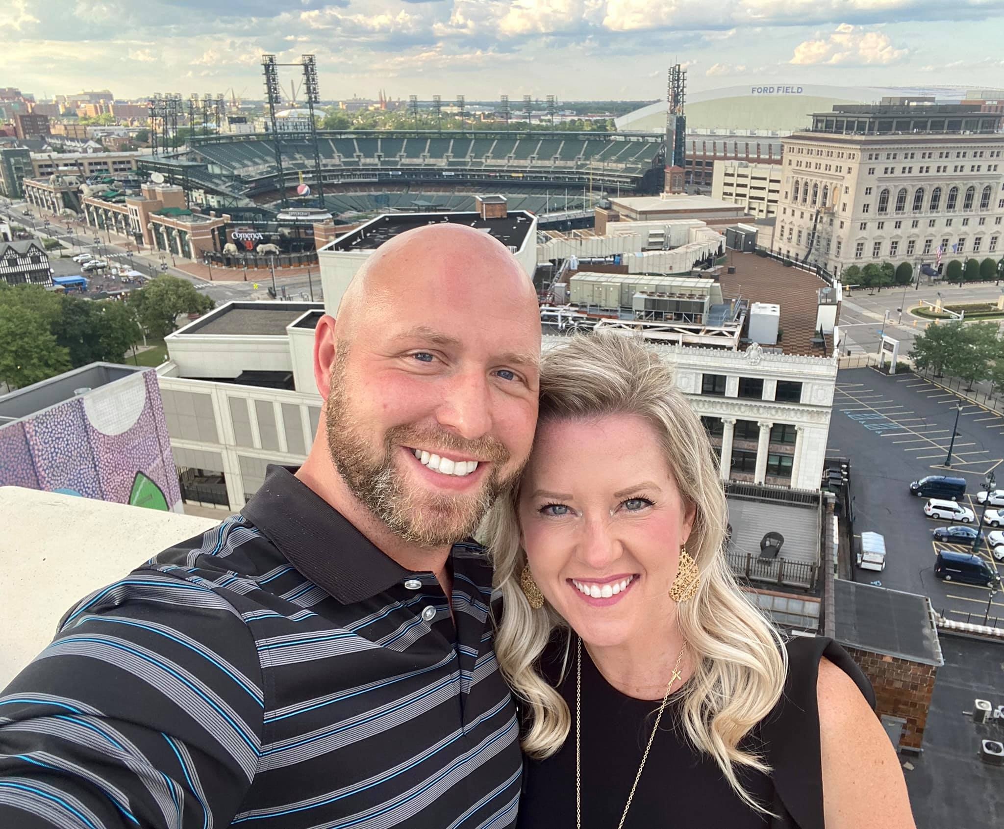 mo qua cuoi sau 9 nam anh 2