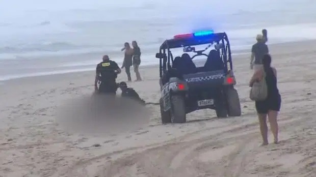 cuu nguoi tren song truc tiep anh 2