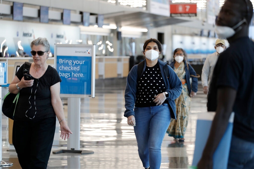 san bay lay lan dich covid-19 anh 3