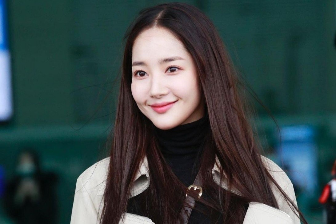 Nguoi co tuong mat phu quy so huu dac diem gi hinh anh