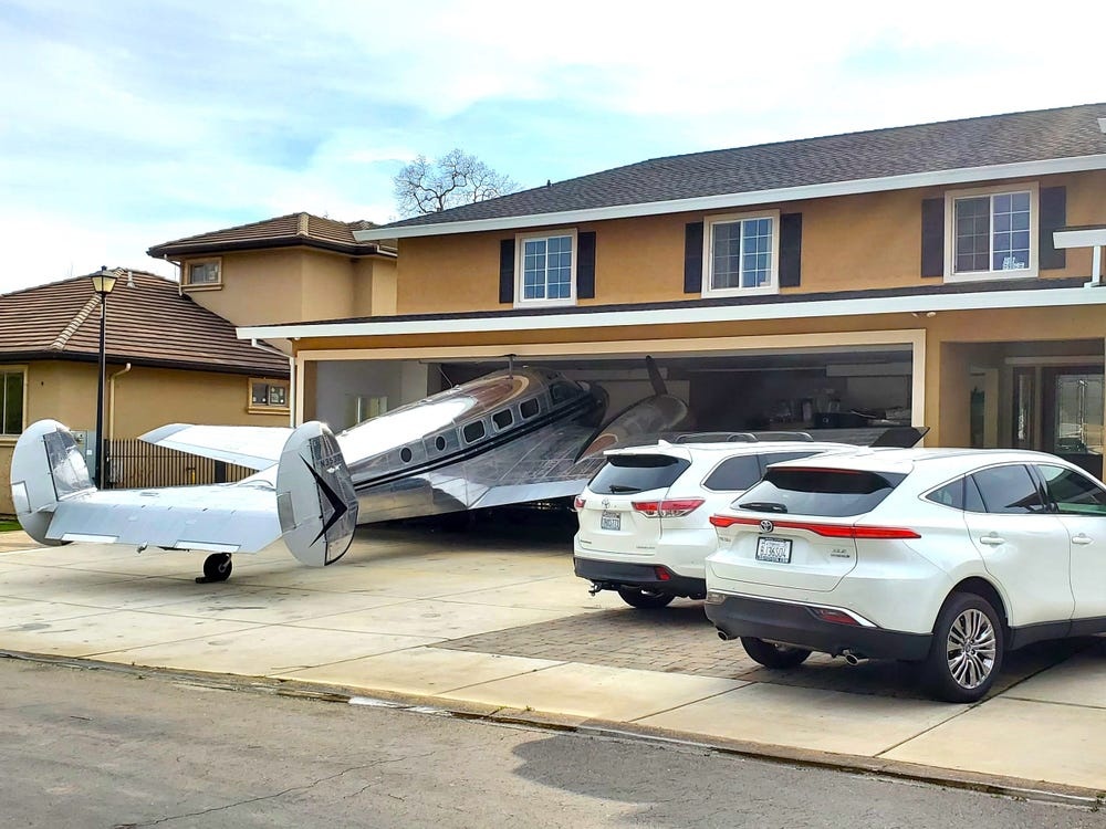 khu dan cu co may bay anh 1