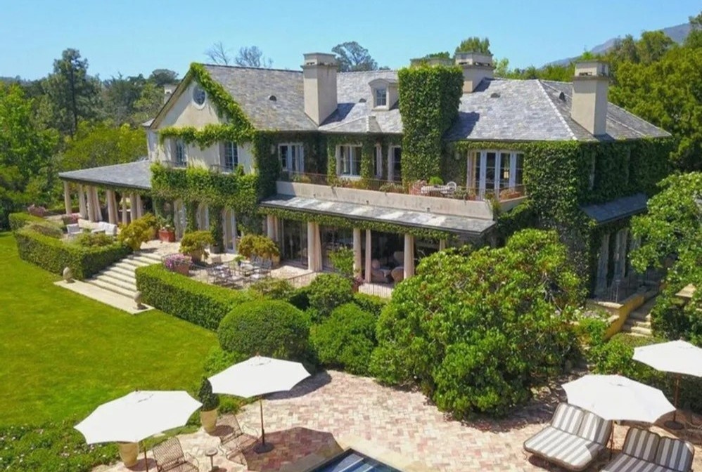 Dinh thu canh nha Harry va Meghan bat ngo duoc quan tam hinh anh