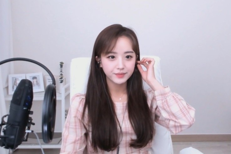 Han Quoc sap han che nguoi xem tang tien cho streamer hinh anh