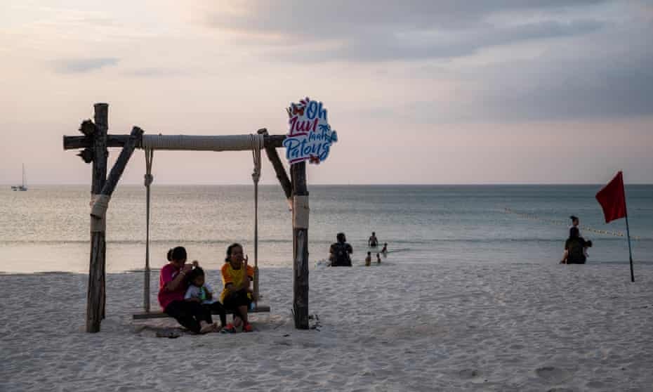 phuket vang khach anh 3