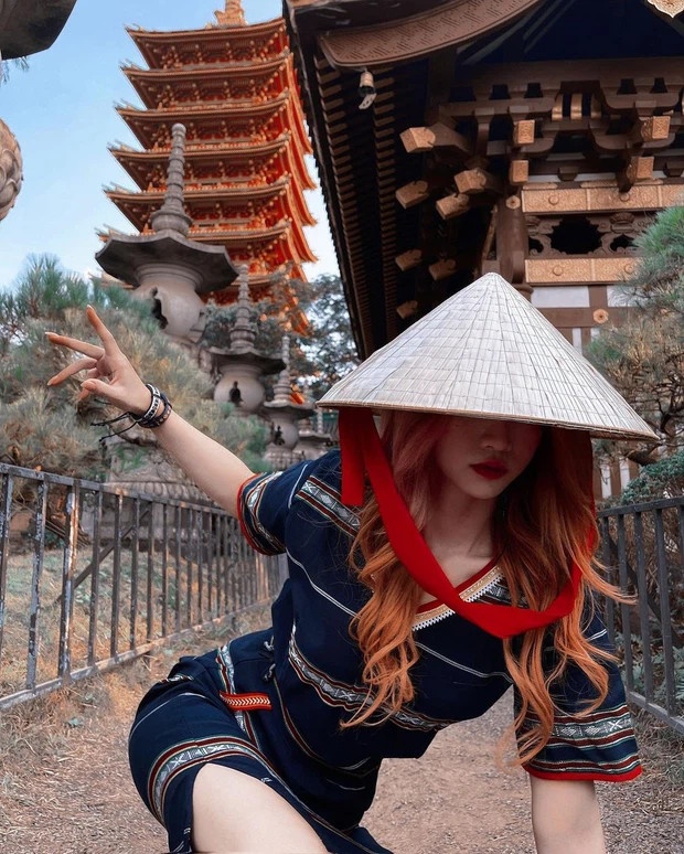 Lê Bống mặc phản cảm ảnh 2 Le Bong mac phan cam anh 2