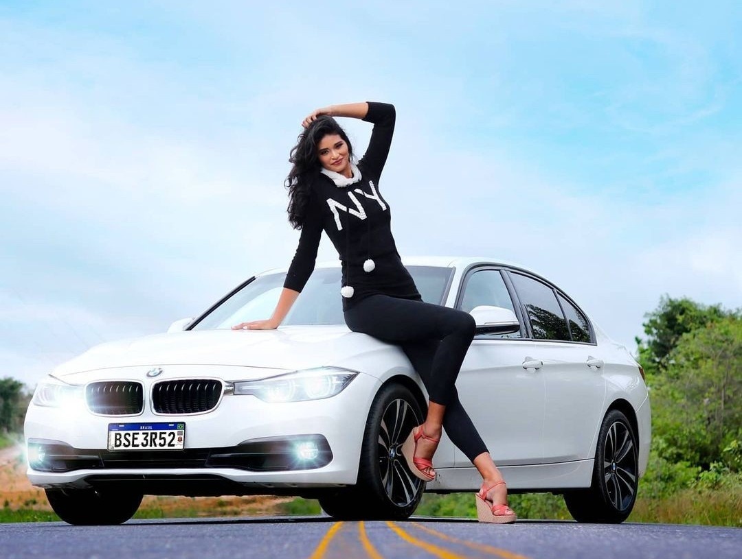 chuyen tinh co gai cao hon 2 m anh 2