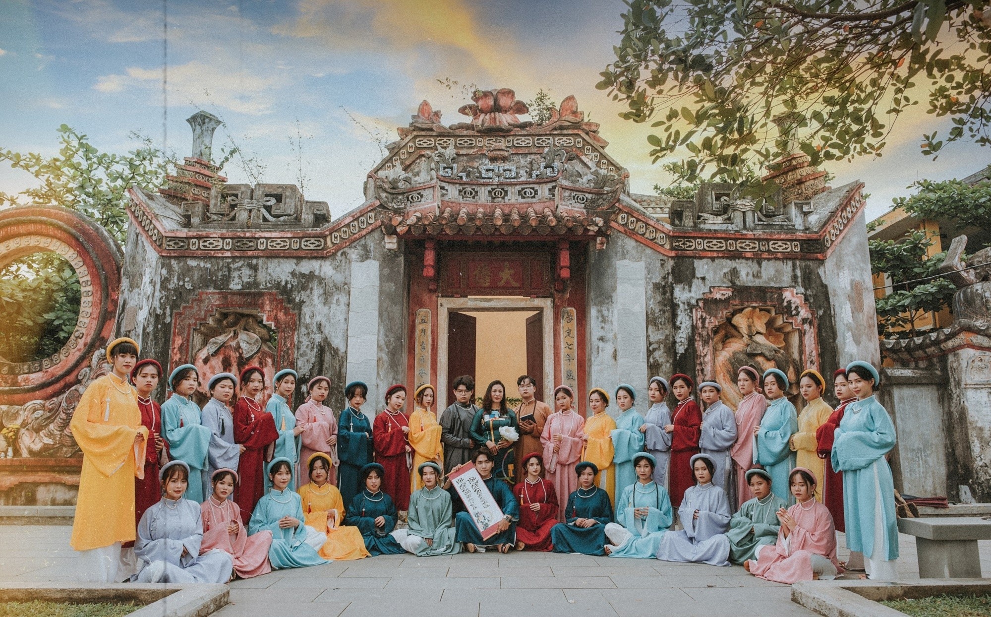 ky yeu ao dai tac anh 1