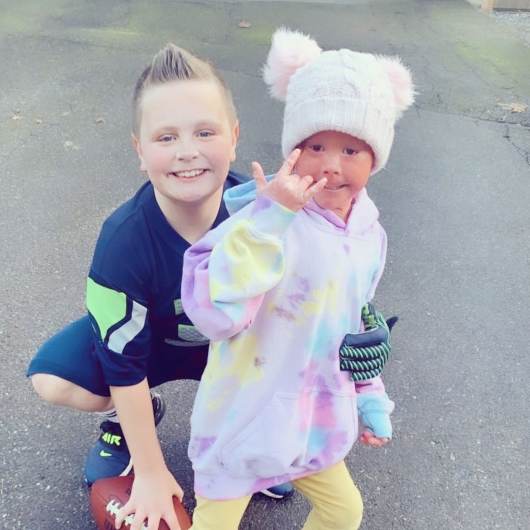 mau nhi mac benh hiem ve da anh 4