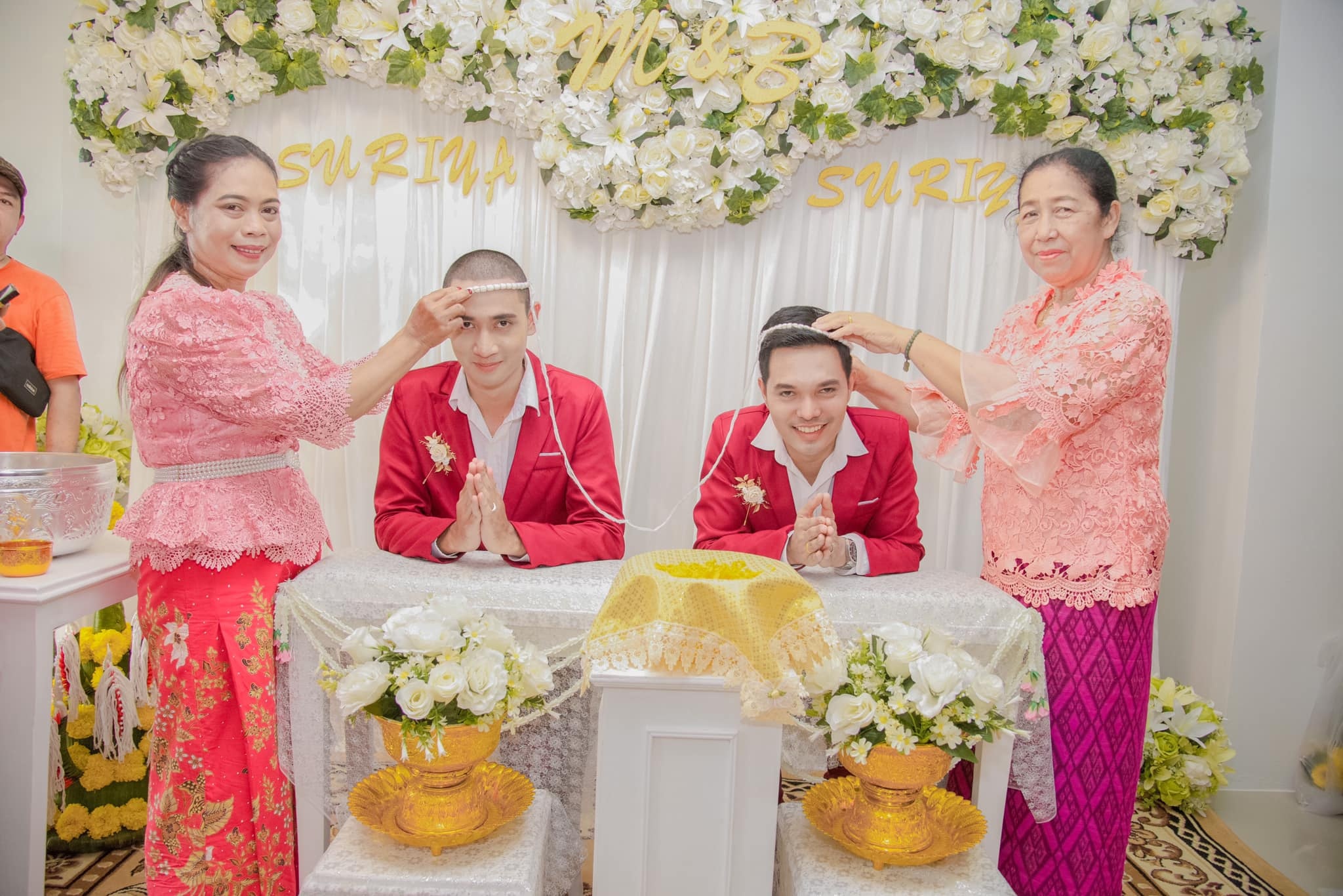cặp đồng tính Thái Lan bị dọa giết ảnh 2 cap dong tinh Thai Lan bi doa giet anh 2