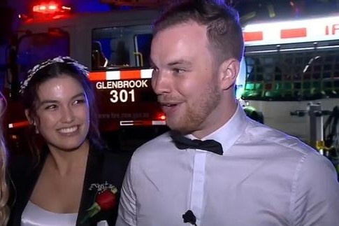 Cap vo chong Australia bi chay nha trong ngay cuoi hinh anh