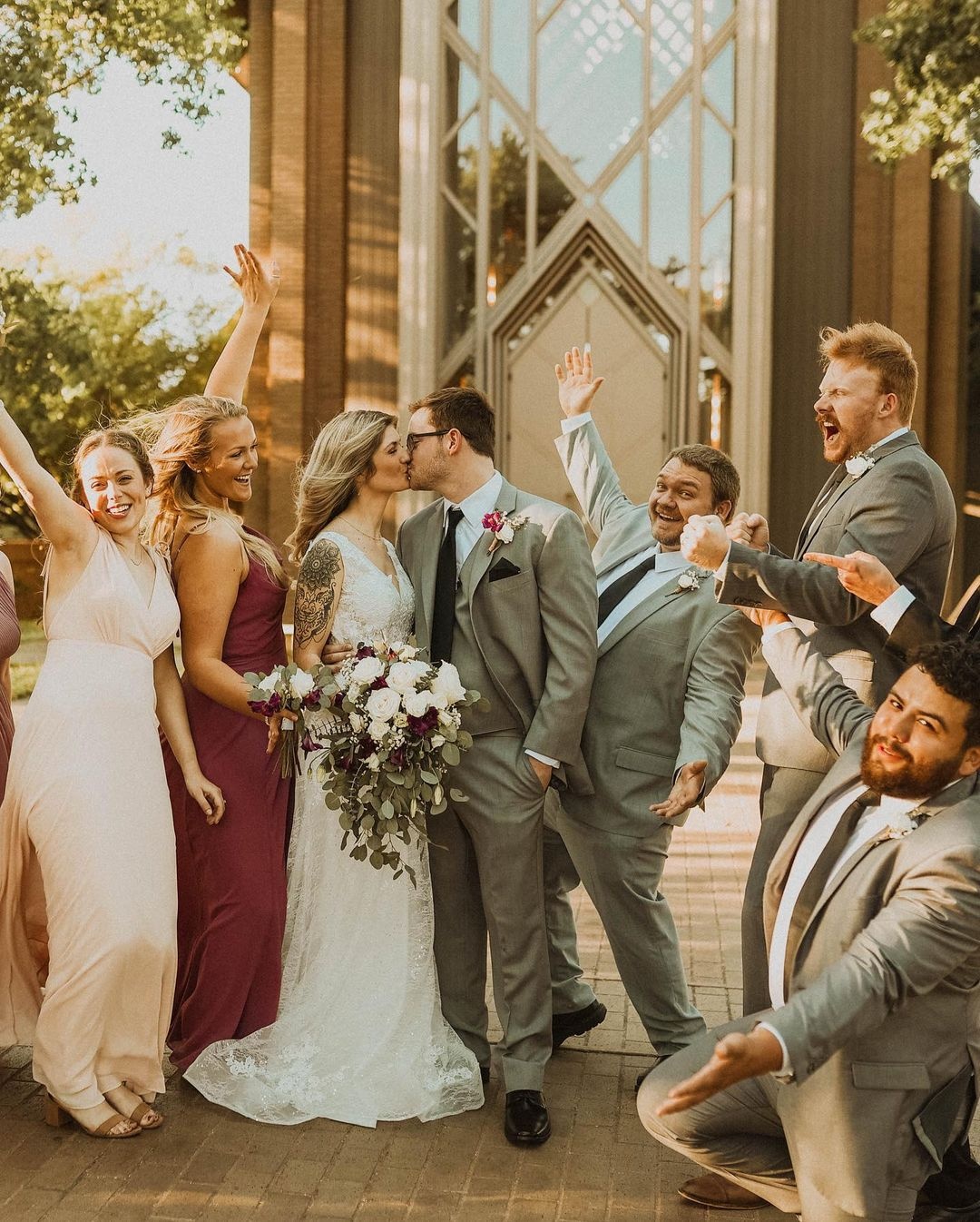 moi nguoi la lam phu dau anh 2