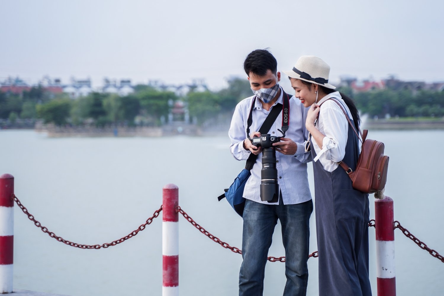 ho dieu hoa thanh pho giao luu ngay le anh 11