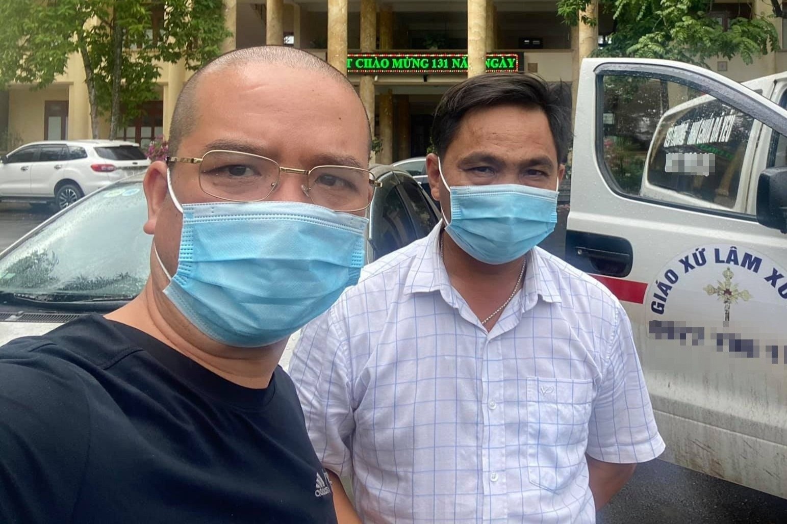 Giau vo con tu Nghe An ra Bac Giang xin ho tro chong dich hinh anh