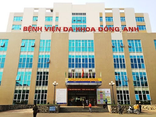 de roi con o sanh benh vien anh 1