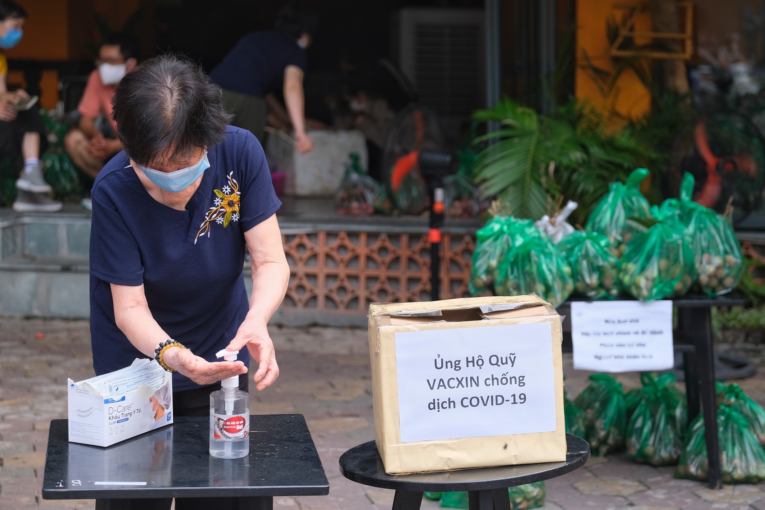 tang vai mien phi o Ha Noi anh 4