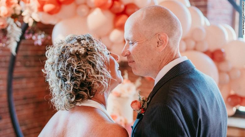 chồng mất trí cầu hôn vợ ảnh 3 chong mat tri cau hon vo anh 3