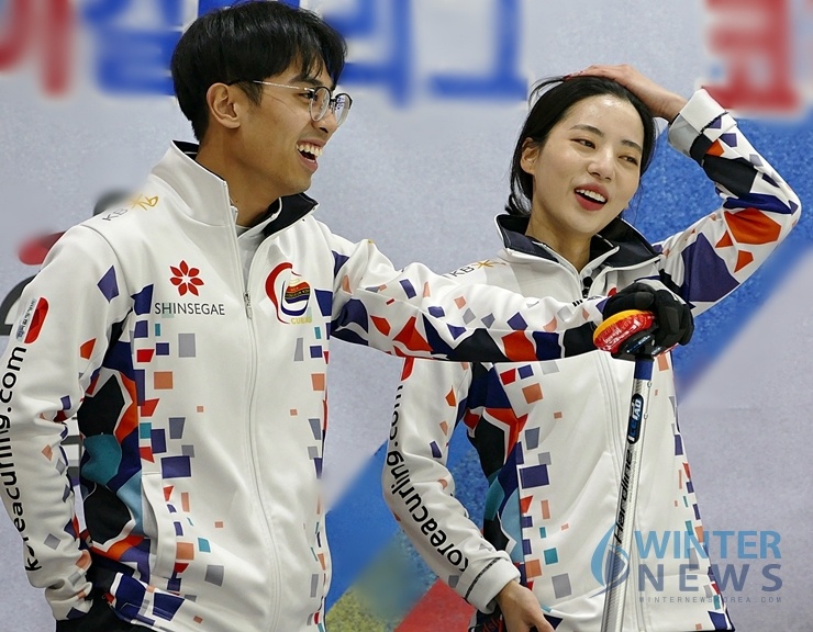 nu van dong vien bi da tren bang noi tieng anh 5