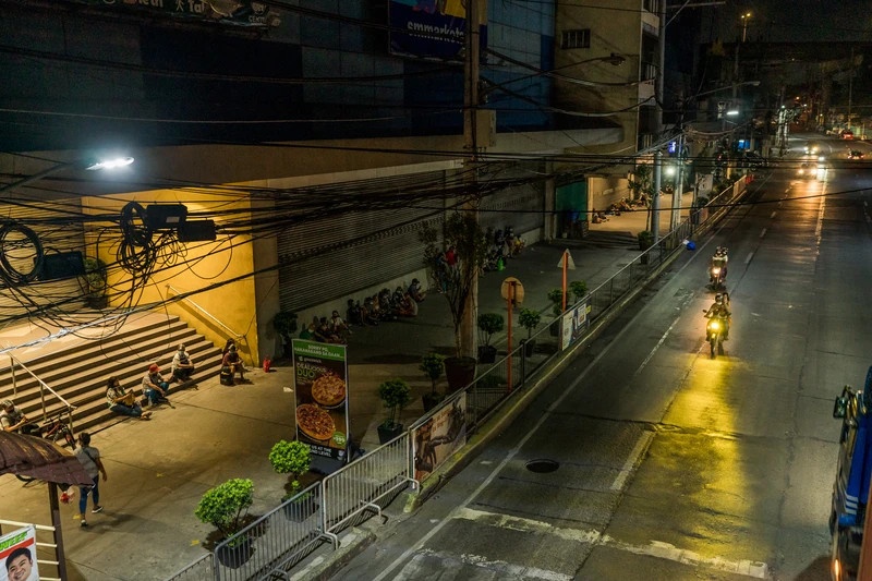 nguoi Philippines tiem vaccine Covid-19 anh 1