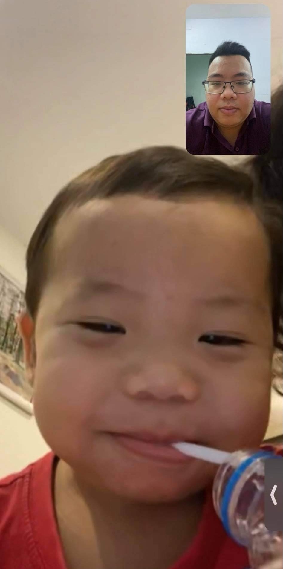 nhan vien y te xa con di chong dich anh 2