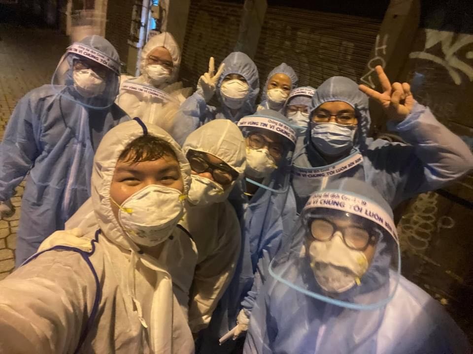 nhân viên y tế xa con đi chống dịch ảnh 4 nhan vien y te xa con di chong dich anh 4