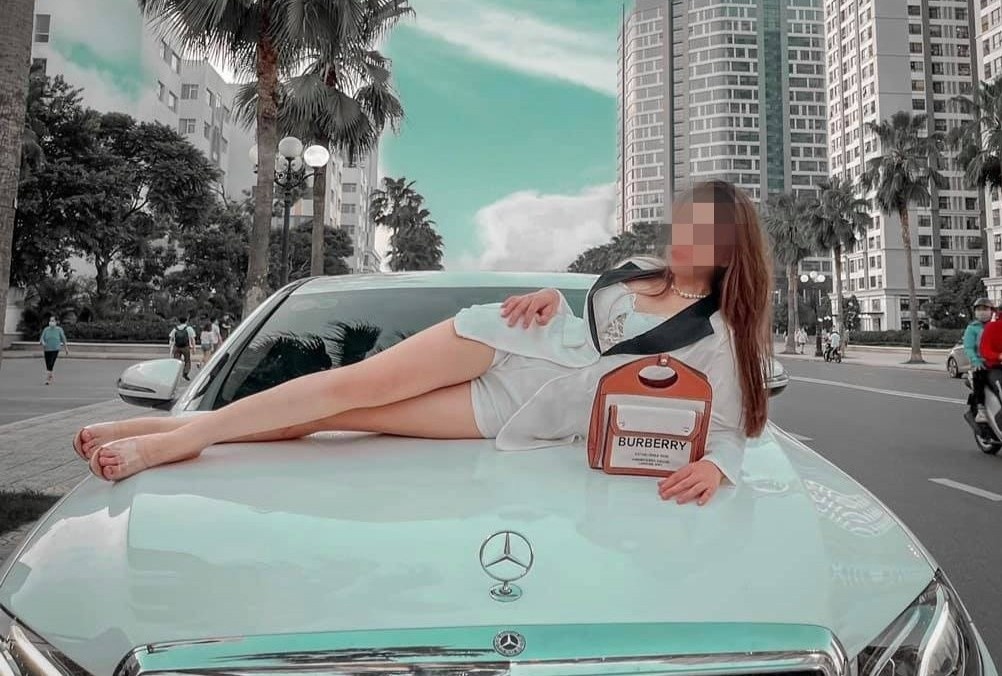 Kich ban song ao cua cac hot girl xung la chuyen gia tai chinh hinh anh