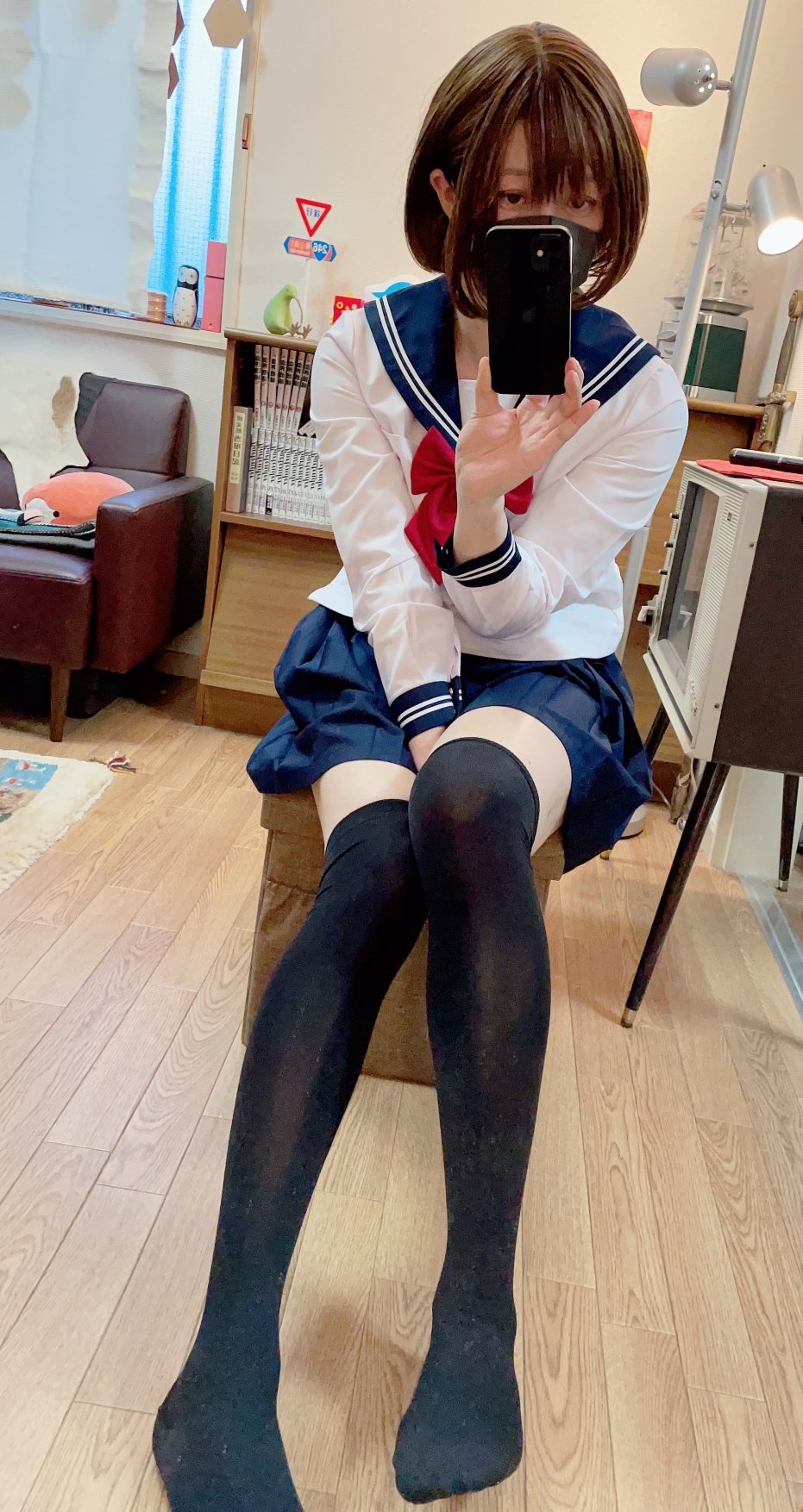 nam hoa si mac do nu anh 3