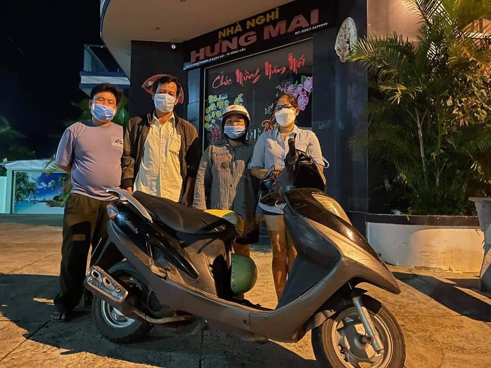 tang xe may cho nguoi di bo ve que anh 2