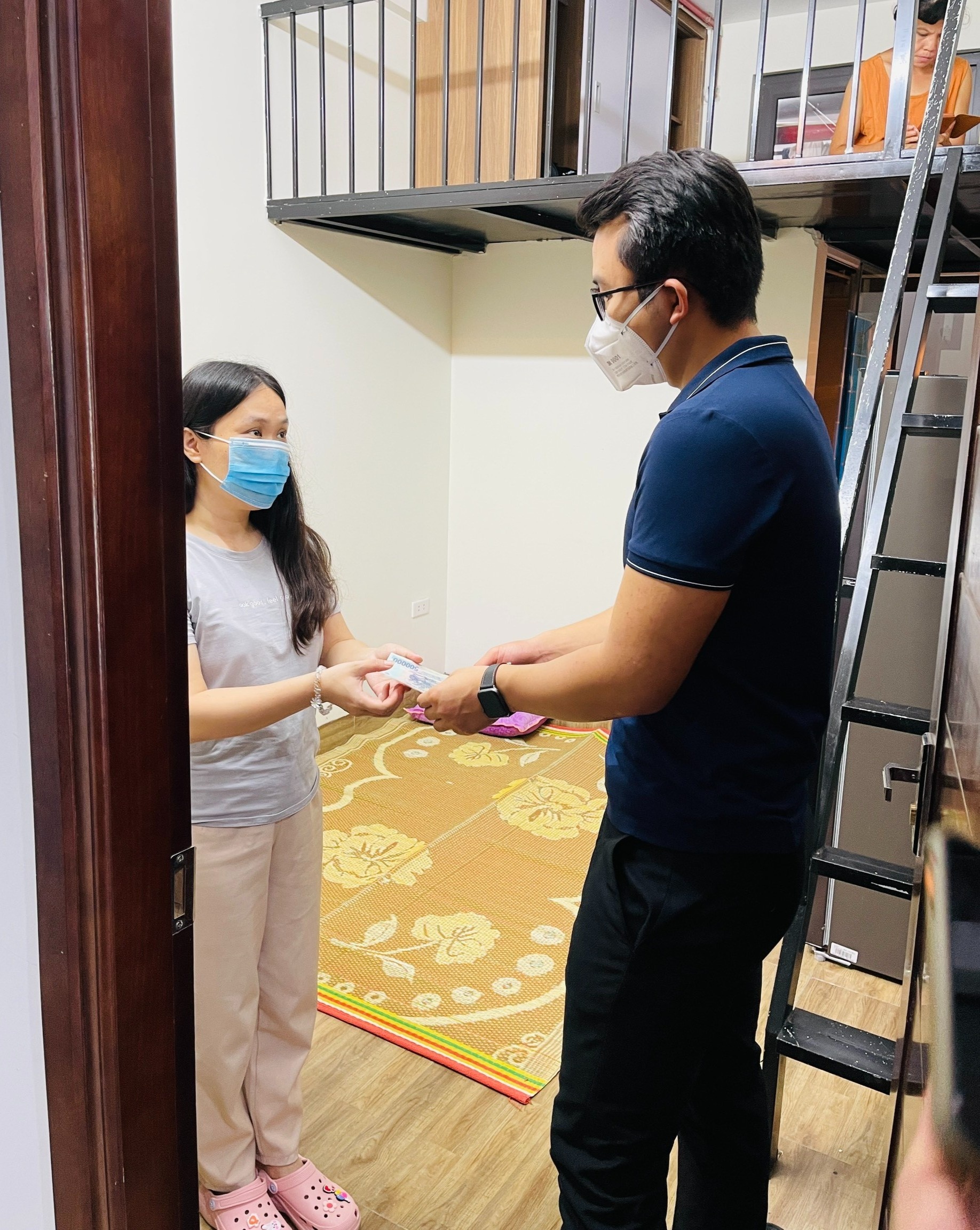 chu doanh nghiep cho nguoi kho khan o mien phi anh 7